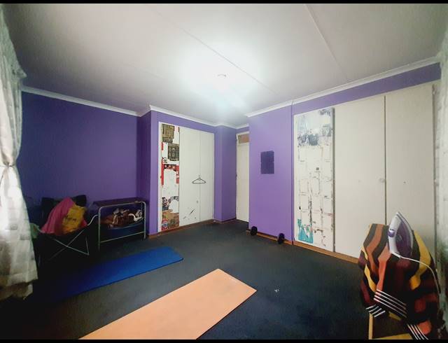 3 BEDROOM HOUSE RENTED IN DIEPKLOOF